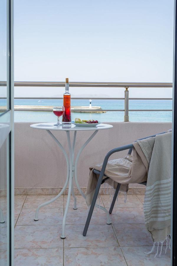 Sole Mare Seaside Apartments Gouves Exterior photo